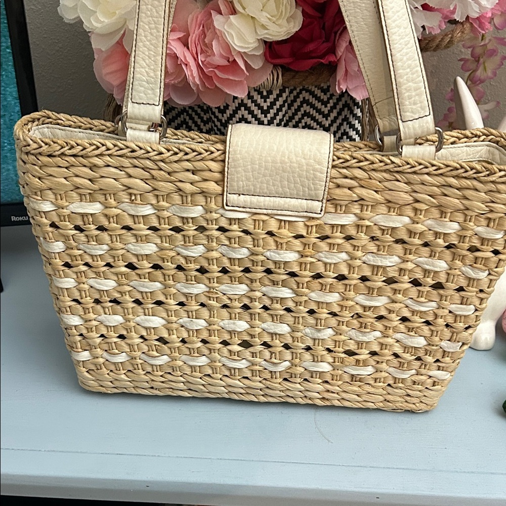 Brighton Cream and Tan Woven Tote - Picture 10 of 16
